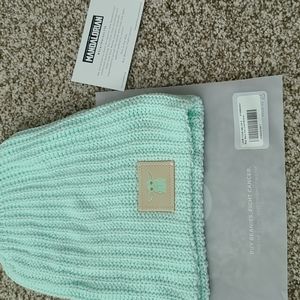 NWT Baby Yoda LYM beanie hat